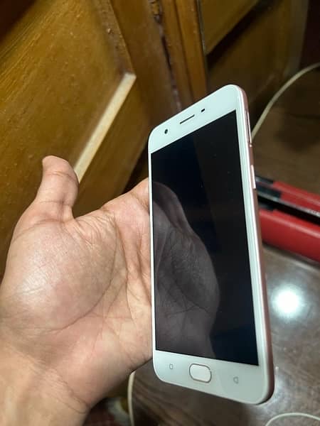 Oppo A57 4/64Gb 1