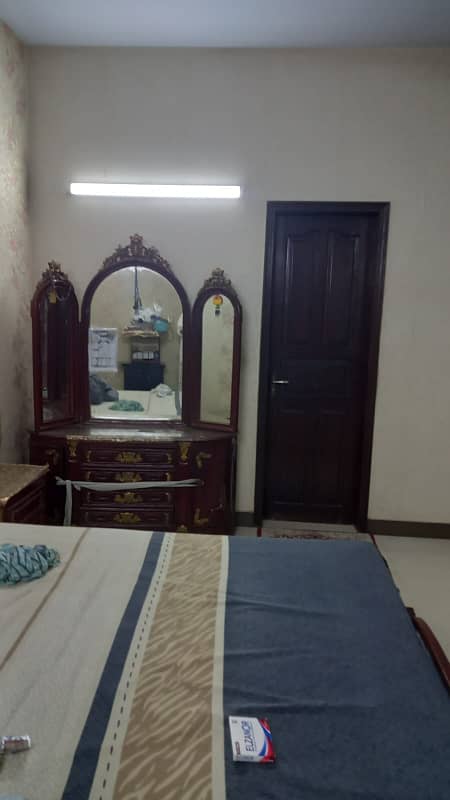 Well Maintained 600Sqyd Portion for Rent 10