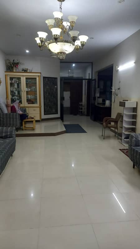 Well Maintained 600Sqyd Portion for Rent 11