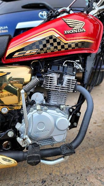 Honda CG 125 gold special edition SE 1