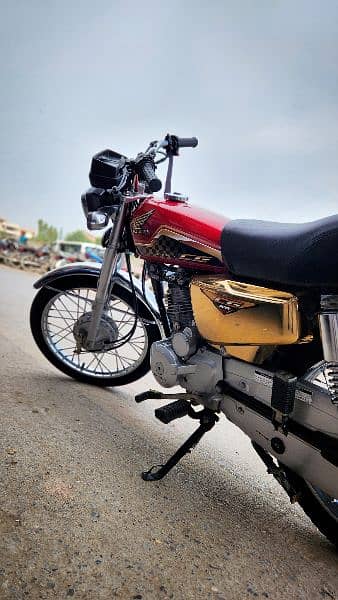 Honda CG 125 gold special edition SE 10