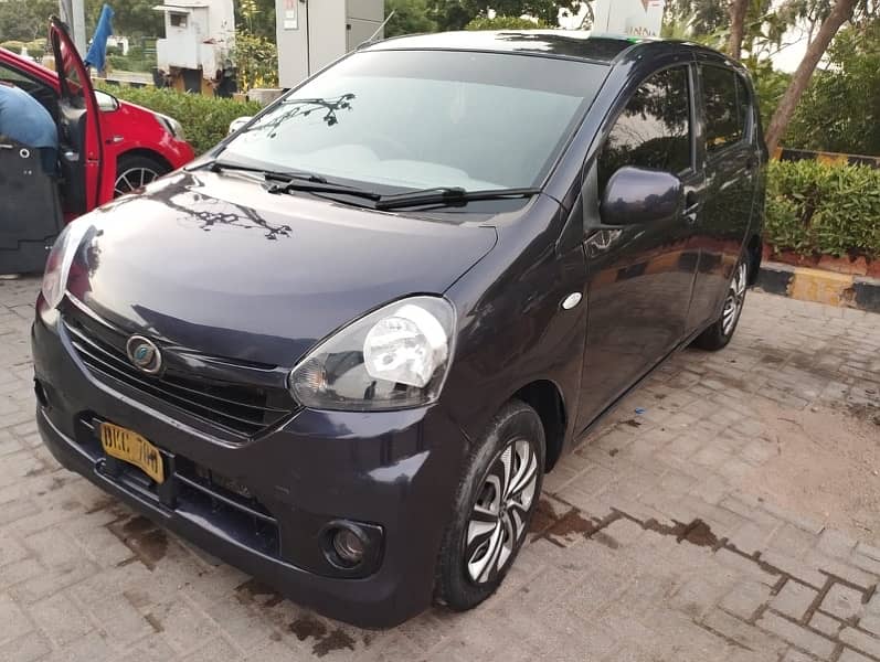 Daihatsu Mira 2015 1