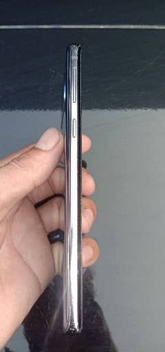 Samsung S10 ram8gb rom128gb