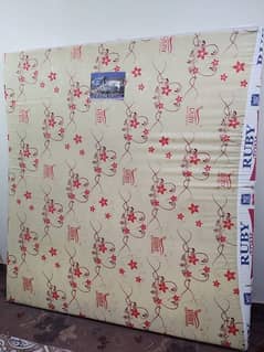 Mattress queen size 78x72 4" saaf suthra adult used hai