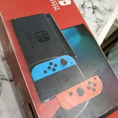 Nintendo switch(with box and game) 0