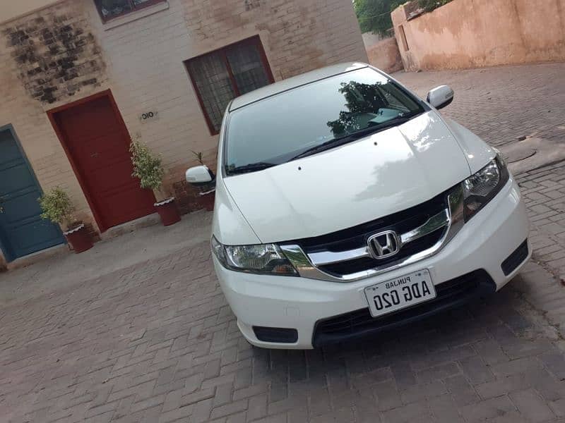 Honda City IVTEC 2020.       mobil numbr+92 323 7528893 3