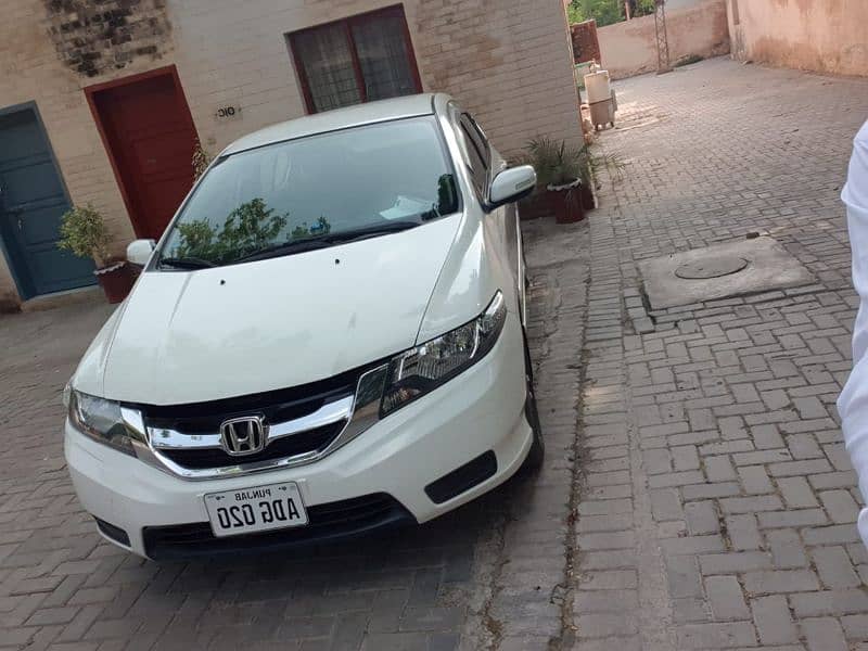 Honda City IVTEC 2020.       mobil numbr+92 323 7528893 7