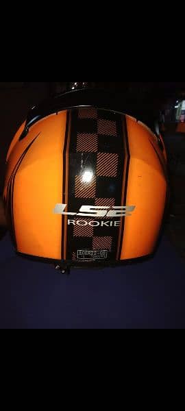 LS2 HELMET (size XL, With one Extra VISOR free) 3