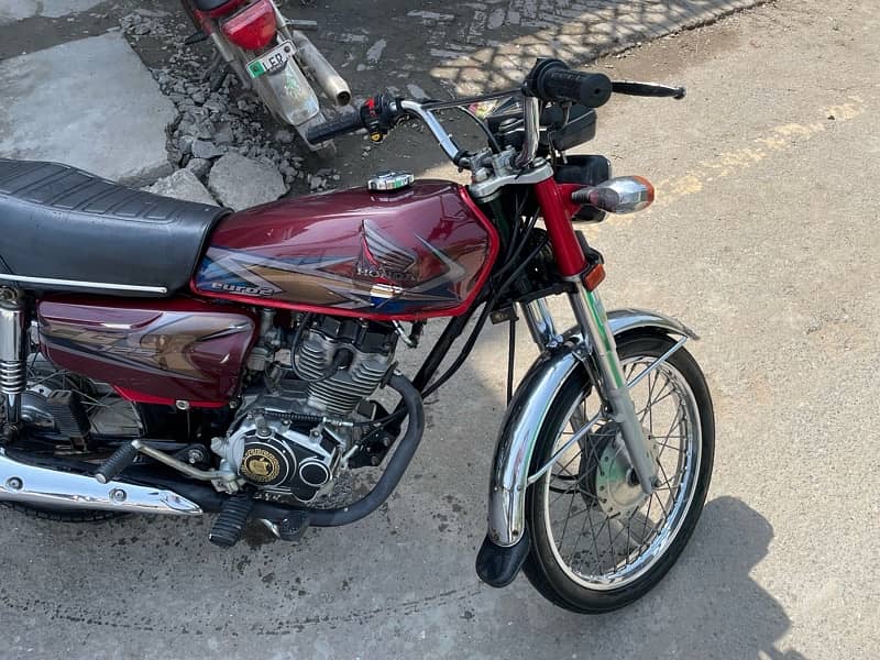 honda 125 red 1