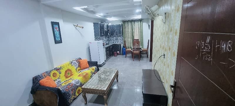 1 bed fully furnished apartment for sale in DD block Bahria town Lahore 2