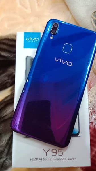 vivo Y95 5