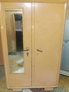 selling iron wardrobe / jumbo size mazboot lohay kai