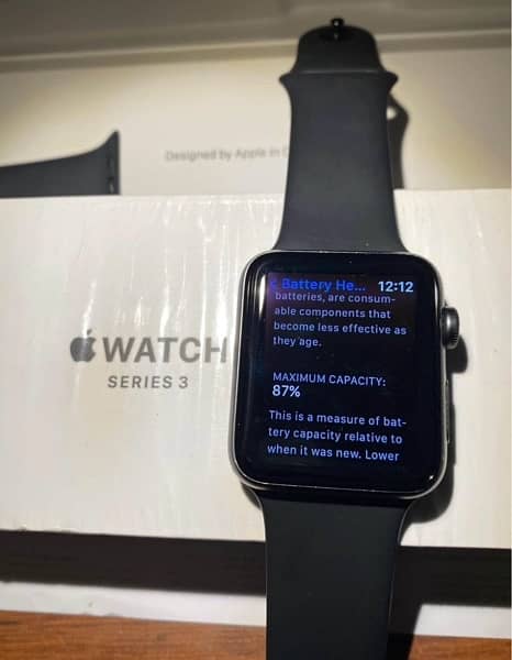 Apple Watch Series 3 Black 42 mm 4