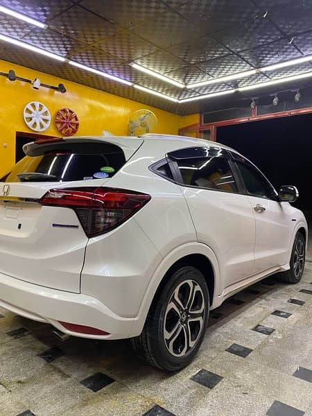 Honda Vezel 4.5 grade Z Sensing 2019 urgent sale 13