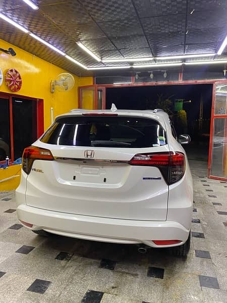 Honda Vezel 4.5 grade Z Sensing 2019 urgent sale 14