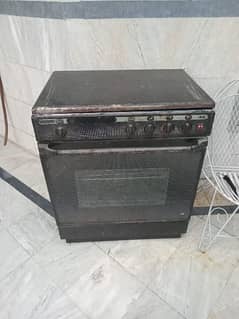 3 burner stove in good condition 0