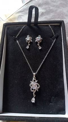 Elegant Jewellery Set