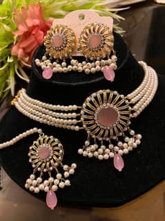 BEAUTIFUL BRIDAL JEWELLERY SET