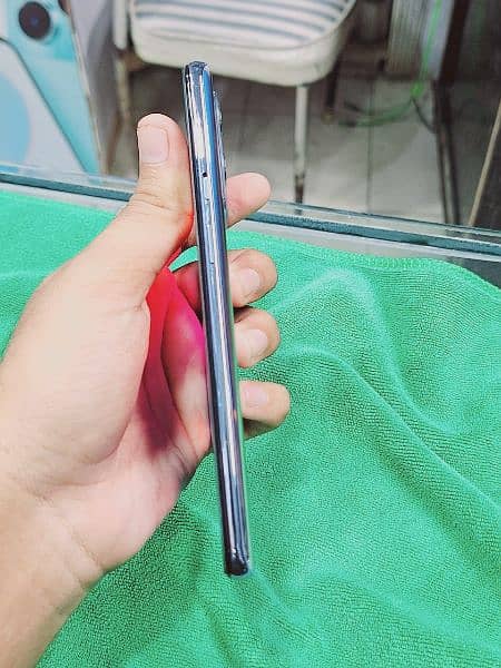 OnePlus 5g 10\10 condition 2