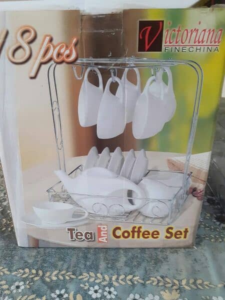 victoriana Tea and coffee set 18pcs with stand 1