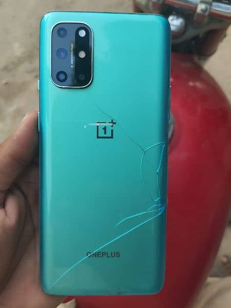 OnePlus 8t 12/256 Exchange possible with good phone 1