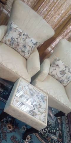 Very beautiful heavy Luxury chairs with table03335138001