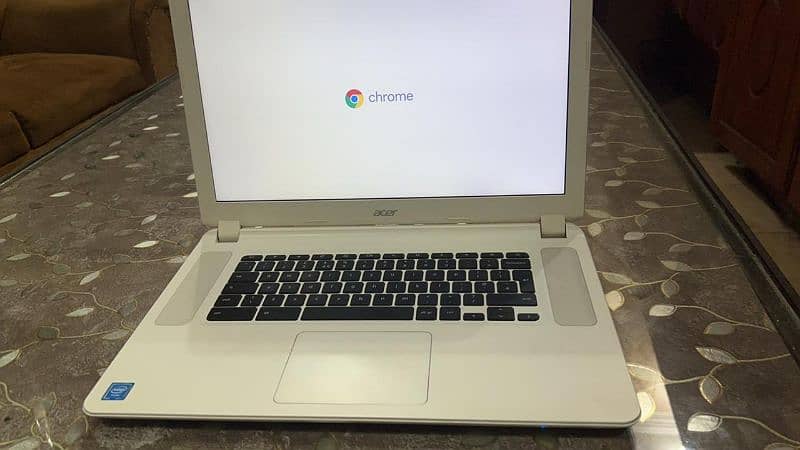 Acer Chromebook CB5-571 white 2