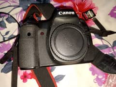 canon 6d with box
 24 105 mm lance