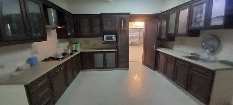 Knaal 7 Bed House With Full Basement Near Park Available For Rent In Dha Phase 3 33