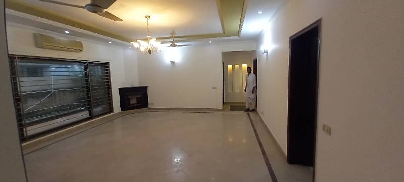 Knaal 7 Bed House With Full Basement Near Park Available For Rent In Dha Phase 3 34