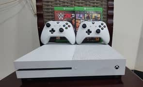 Xbox Series One S 1 TB with 2 wireless controller