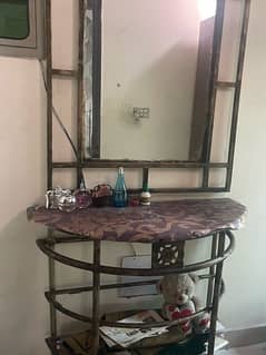 dressing table