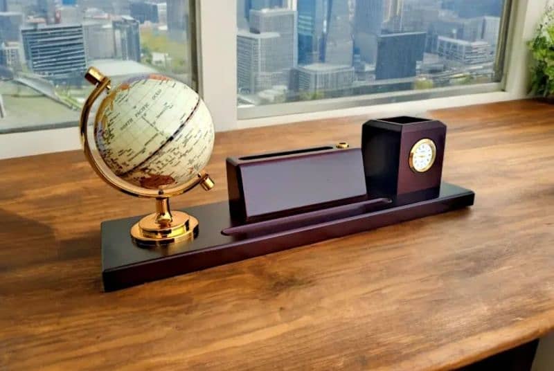 Wooden pen stand Organiser with Globe 1