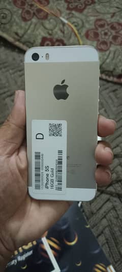 iPhone 5s , color gold in good condition everything thing working,