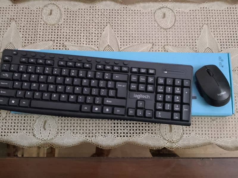 Logitech MK290 wireless keyboard and mouse Whatsapp no: 03279701206 0