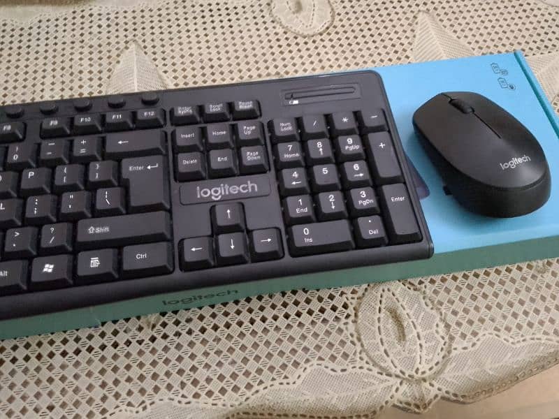 Logitech MK290 wireless keyboard and mouse Whatsapp no: 03279701206 2