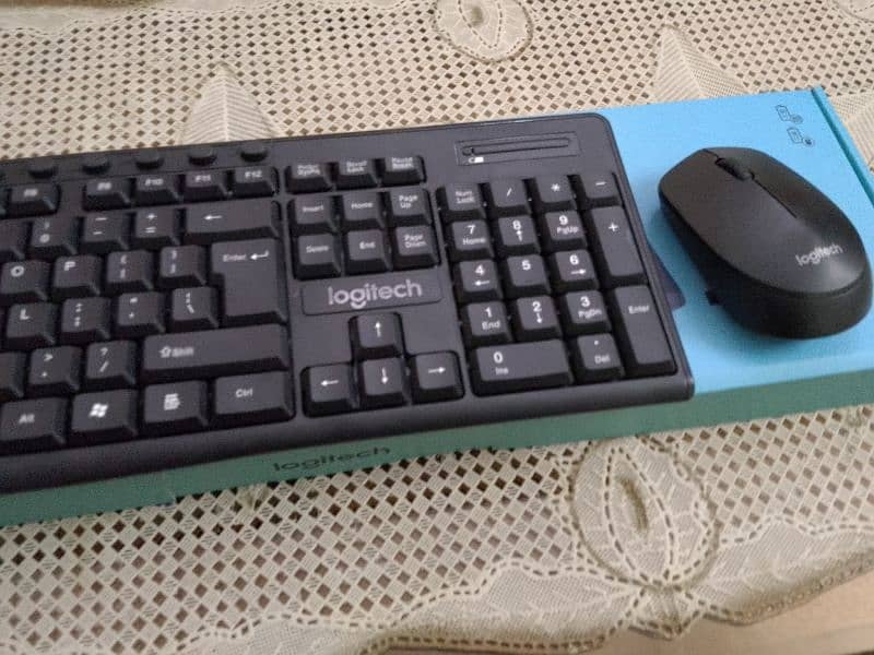 Logitech MK290 wireless keyboard and mouse Whatsapp no: 03279701206 3