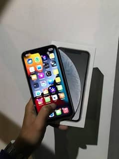 iphone Xr 64gb non pta Fectory unlock with box