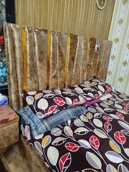 6 months used Bed Set In Golden Brown Colour. . . 7