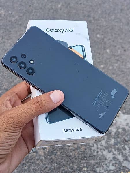 Samsung a32 6gb 128gb with box charger 0