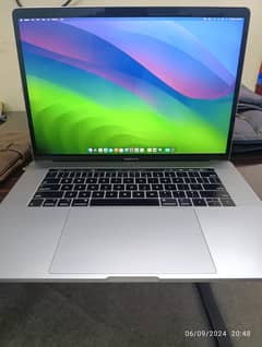 MacBook Pro - 2018 | 16GB RAM | 512GB SSD | 2.6GB i7 Processor