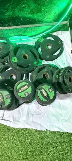 dumbbells and platse sale condition is rough 0