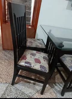 Dinning table with 6 chairs