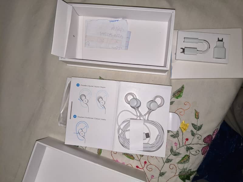 Google Pixel 3xl 4/64 With Complete box and Accessories 11