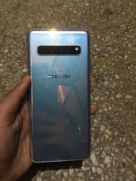 Samsung galaxy s10 5G 1