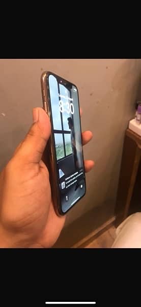 iPhone XS battery health services bakii condition 10/9 4