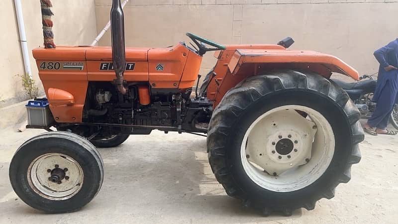 tractor for urgent sell 1