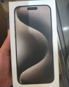 I phone 15 pro max

256 gb

Pta approved