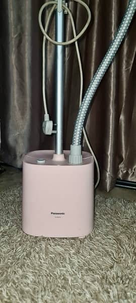 Panasonic NI-GSE040 Garment Steamer | Steam Iron 1