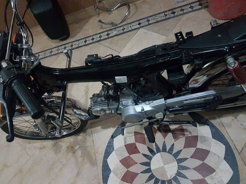 (Urgent sale)Honda CD70 6